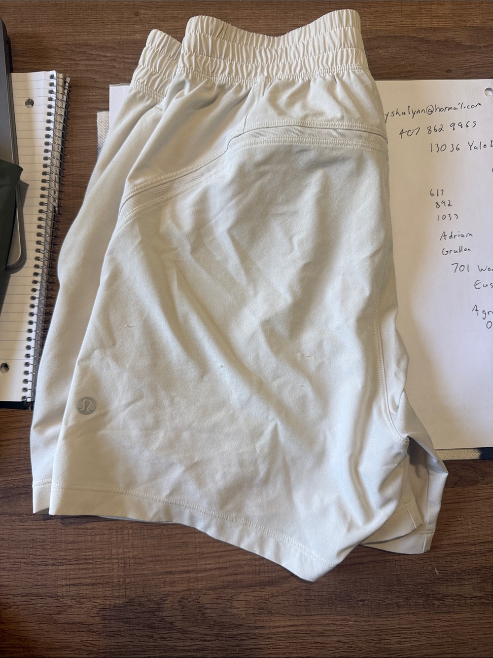 Lululemon - Picture 2 of 6